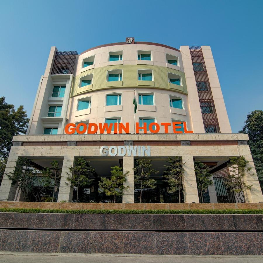 Godwin Haridwar Hotel Exterior photo