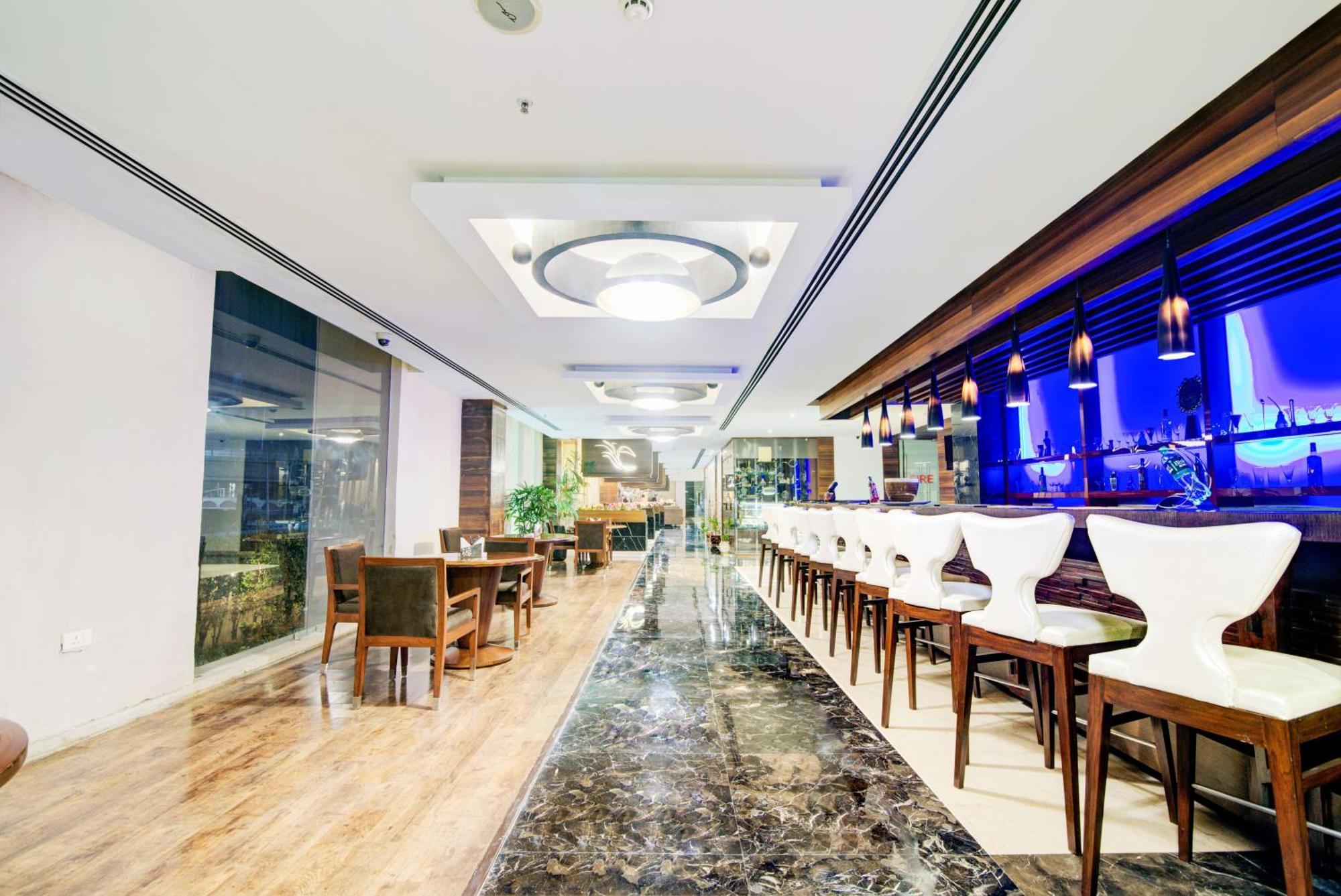 Godwin Haridwar Hotel Exterior photo
